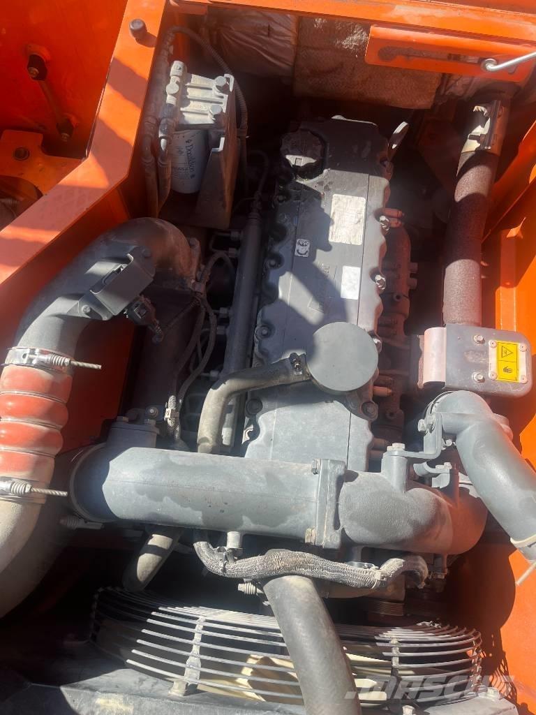 Doosan 235 LCR Vikšriniai ekskavatoriai