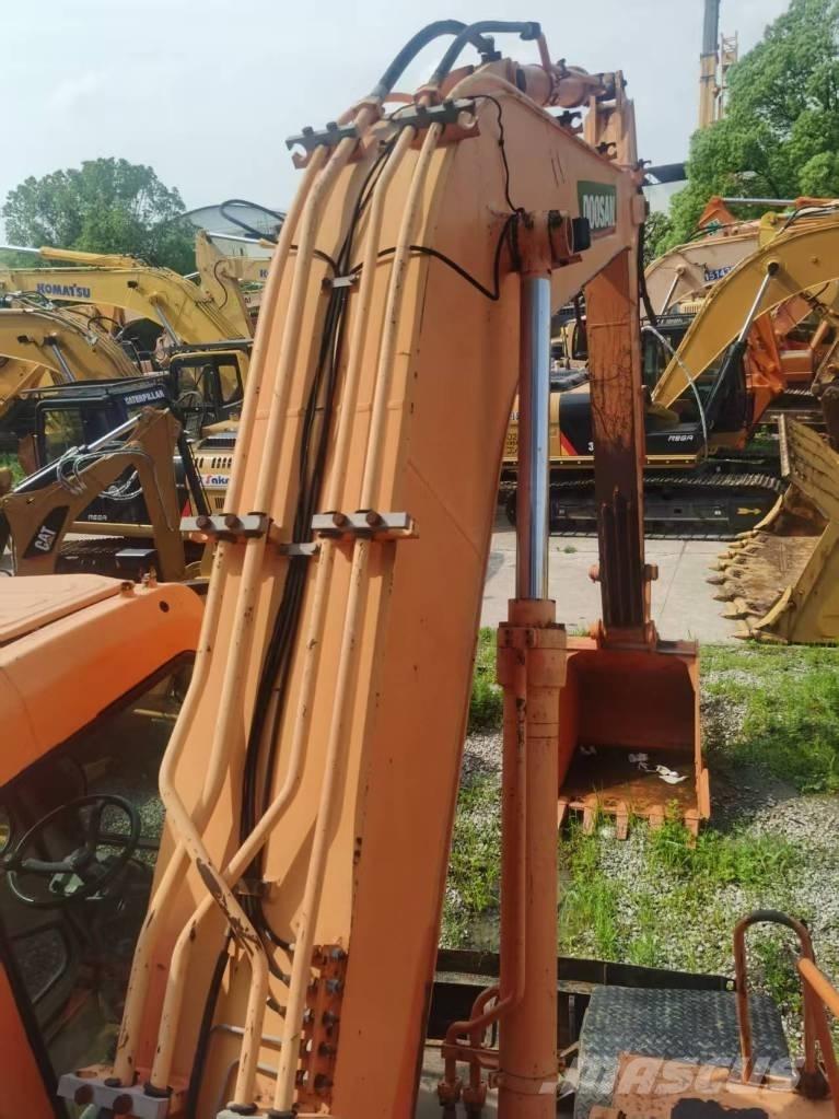 Doosan DH 210 W-7 Ratiniai ekskavatoriai