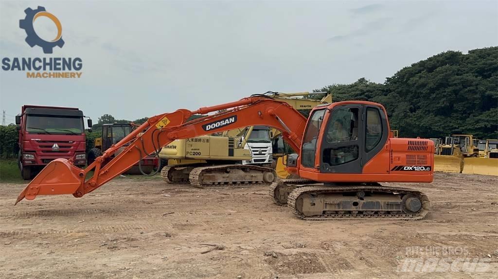 Doosan DX 120 Vidutinės galios ekskavatoriai 7-12 t