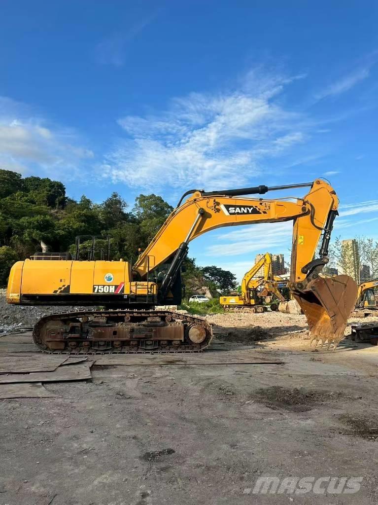 Sany 750 Vikšriniai ekskavatoriai