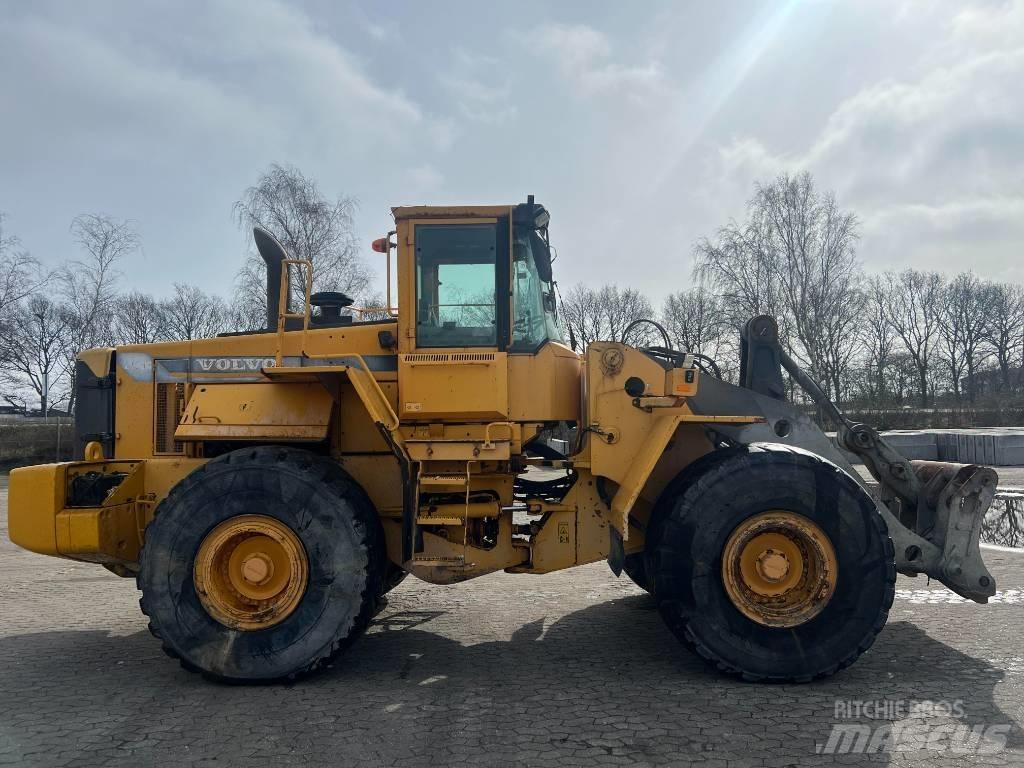 Volvo L 180 C Naudoti ratiniai krautuvai