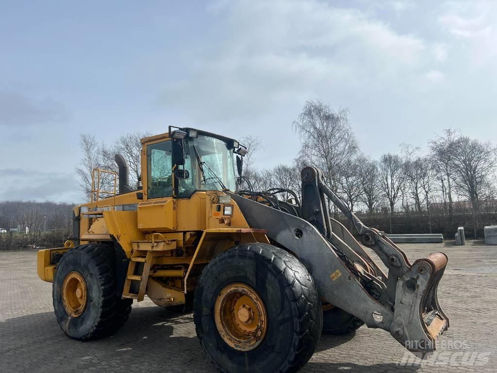 Volvo L 180 C Naudoti ratiniai krautuvai