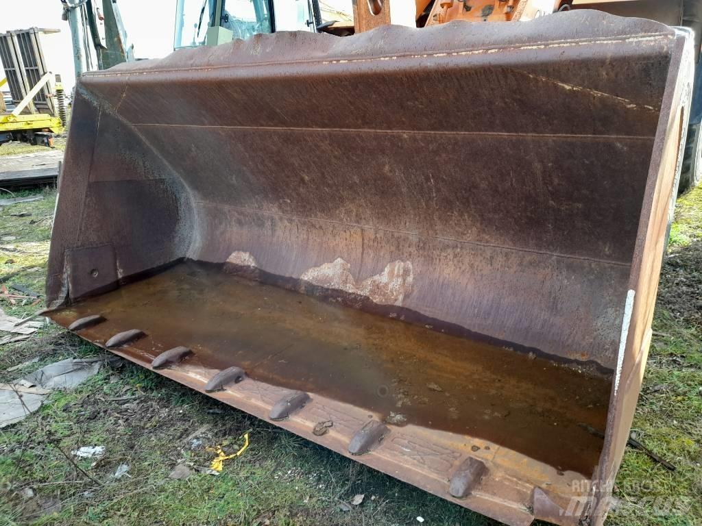 Doosan DL 420-3 Naudoti ratiniai krautuvai