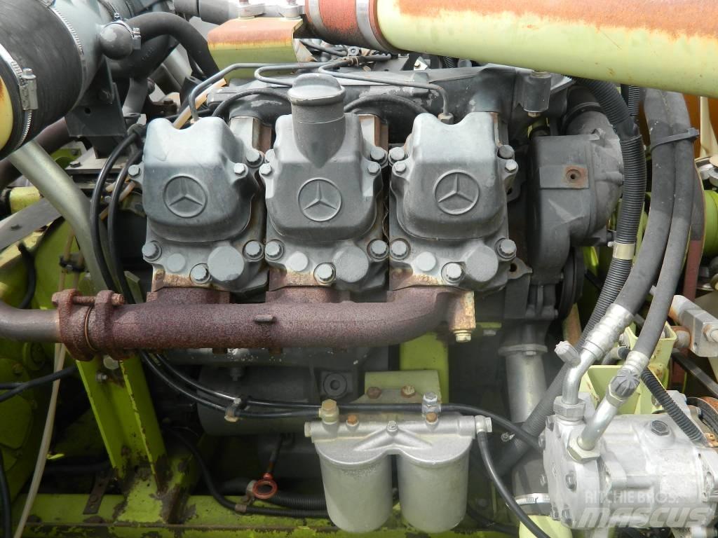 CLAAS Lexion 460 Derliaus nuėmimo kombainai