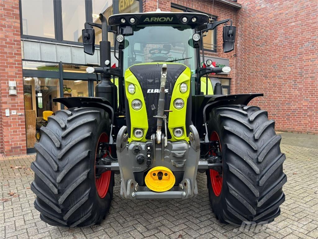 CLAAS Arion 660 Traktoriai