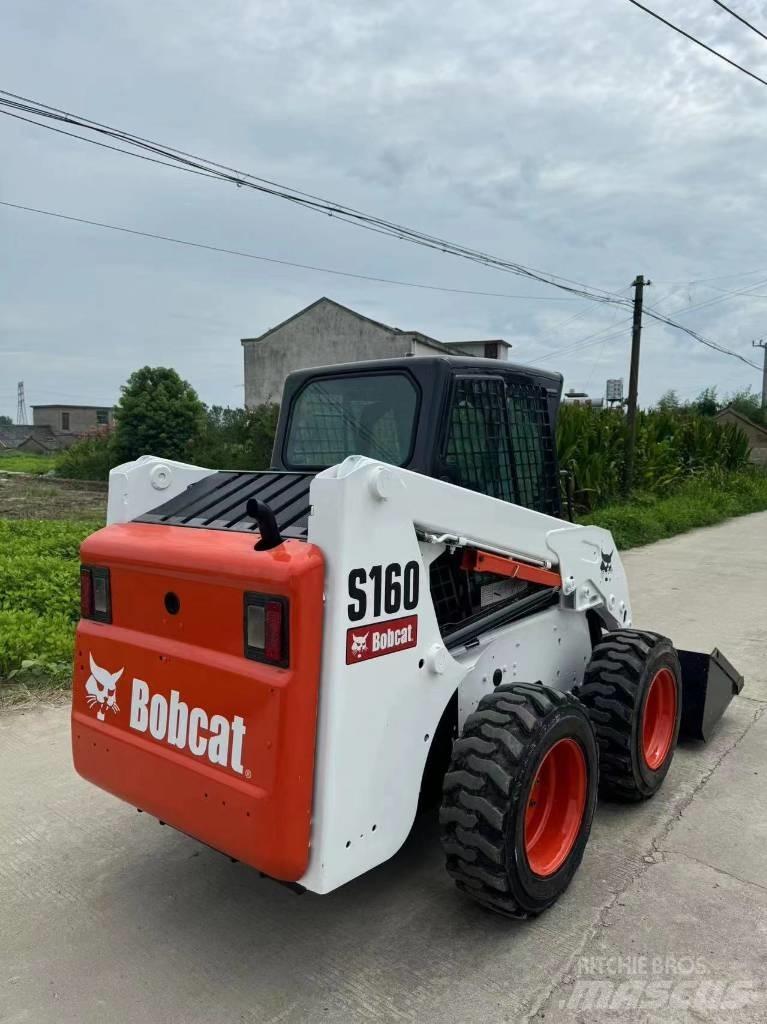 Bobcat S160 Krautuvai su šoniniu pasukimu