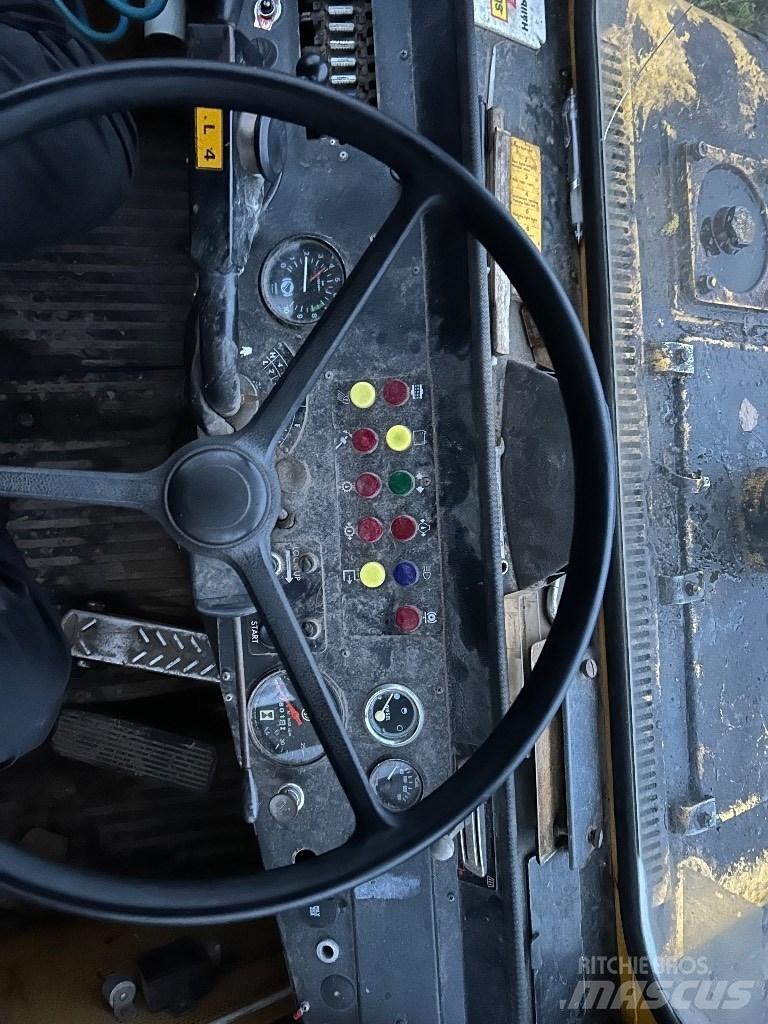 Volvo BM 861 Karjeriniai savivarčiai