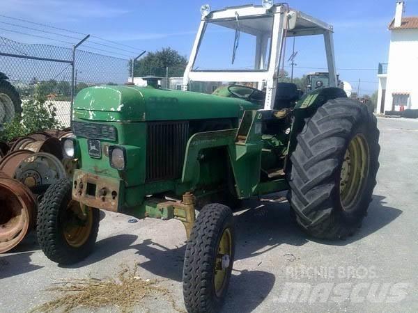 John Deere 2030 Traktoriai