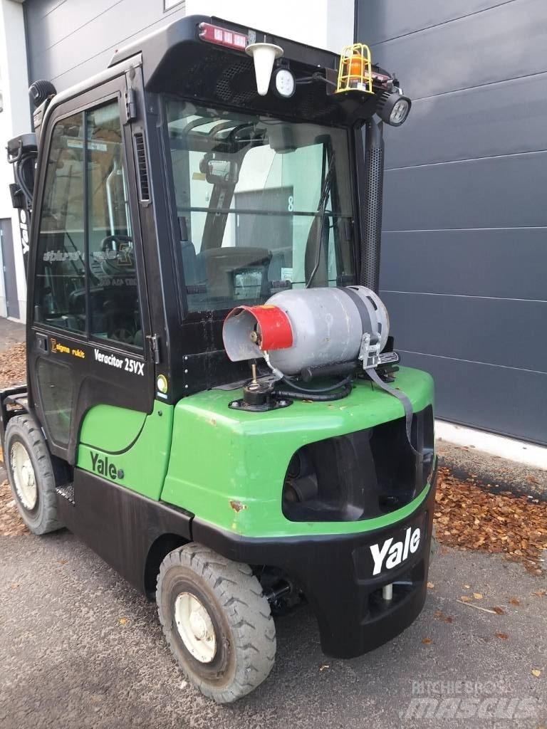 Yale GLP25VX LPG (dujiniai) krautuvai