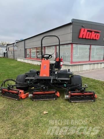 Jacobsen 305 Savaeigės žoliapjovės