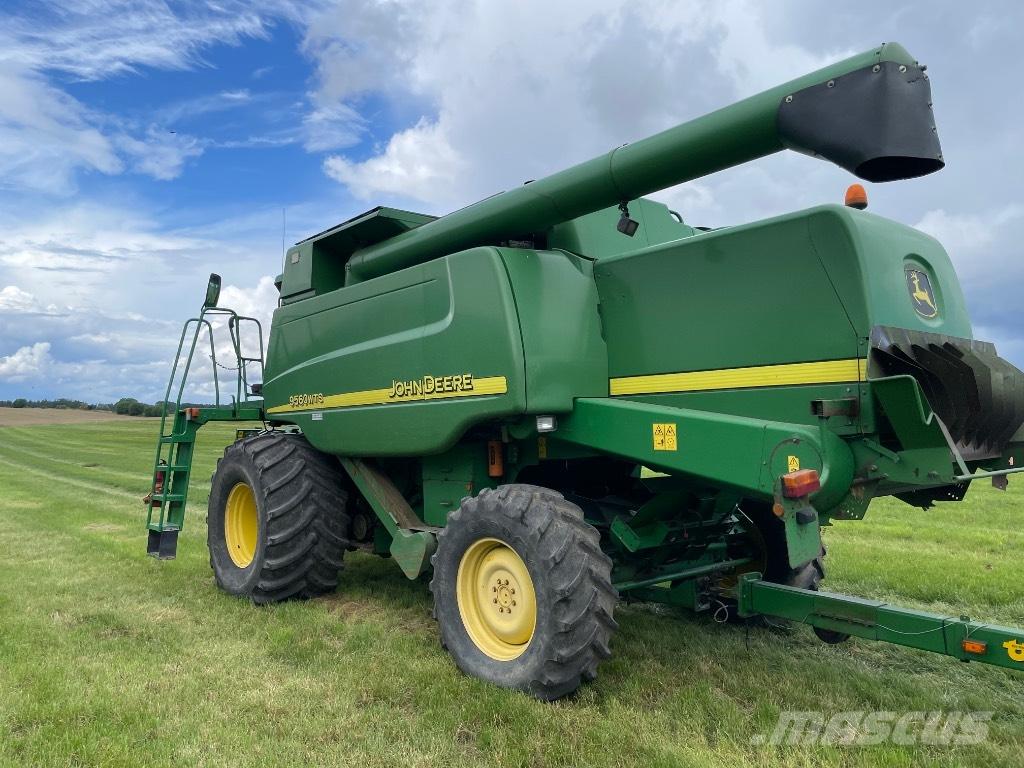 John Deere 9560 WTS Derliaus nuėmimo kombainai
