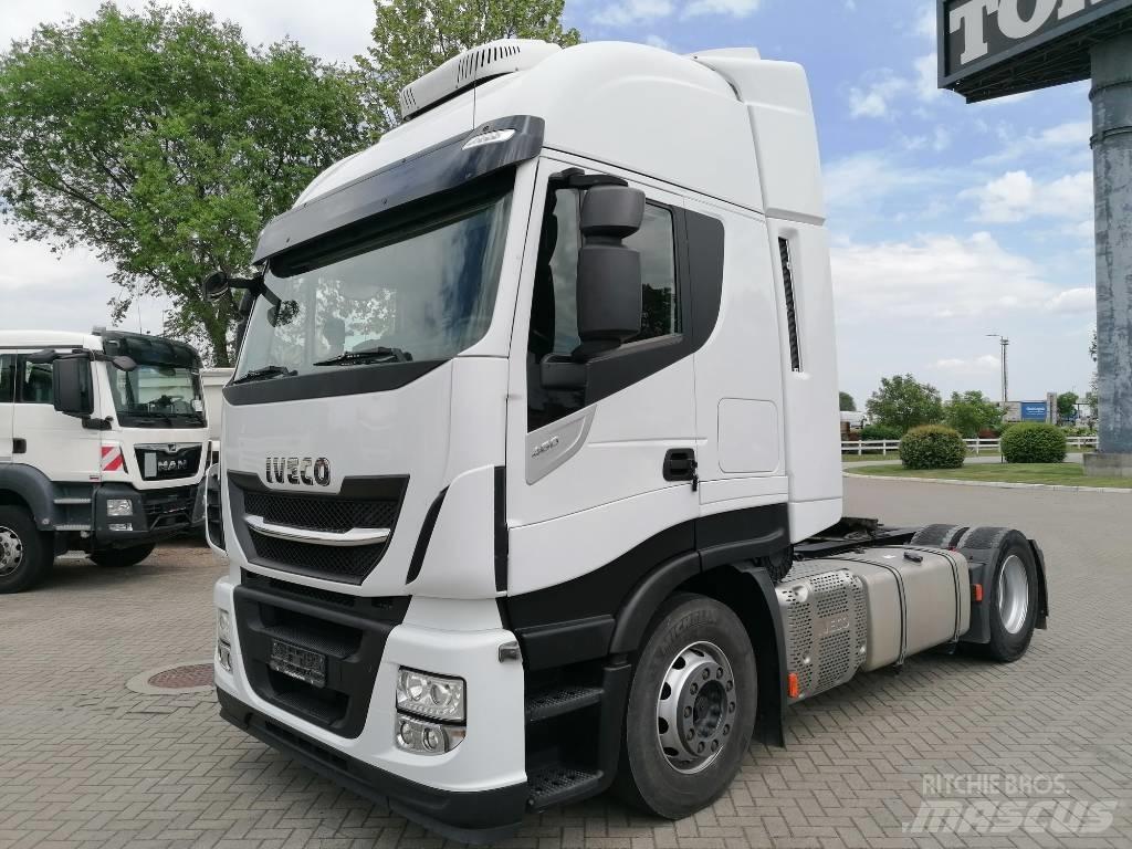 Iveco AS440ST/P Naudoti vilkikai