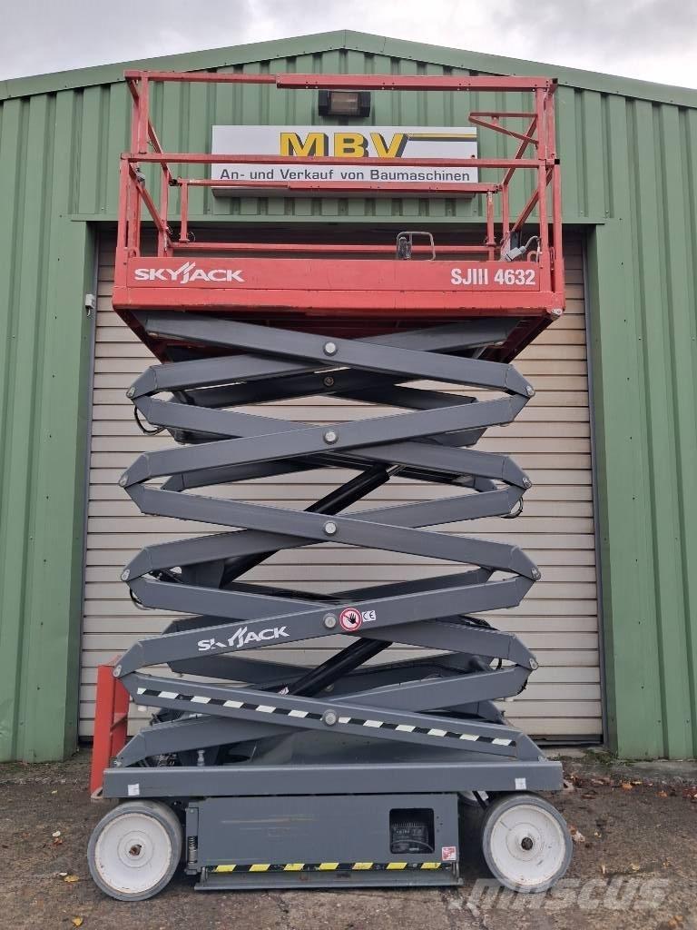SkyJack SJ III 4632 Žirkliniai keltuvai