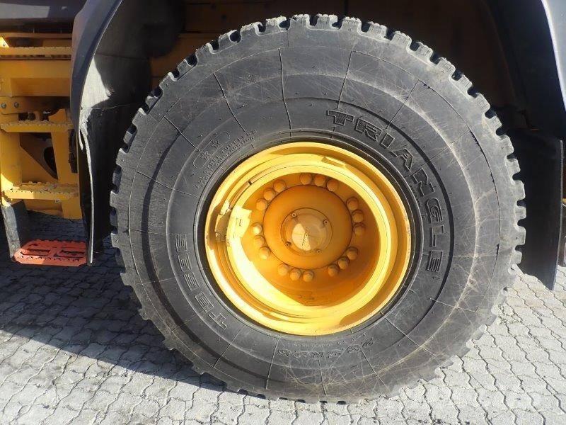 Volvo L 110 H Naudoti ratiniai krautuvai
