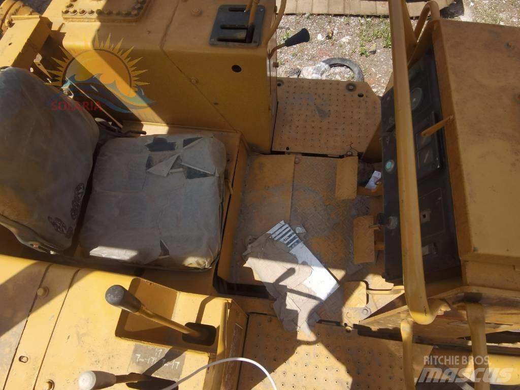 CAT D 3 C Vikšriniai buldozeriai