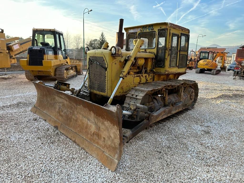 CAT D 6 C Vikšriniai buldozeriai