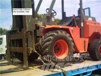 Ausa CV200 Visureigiai krautuvai