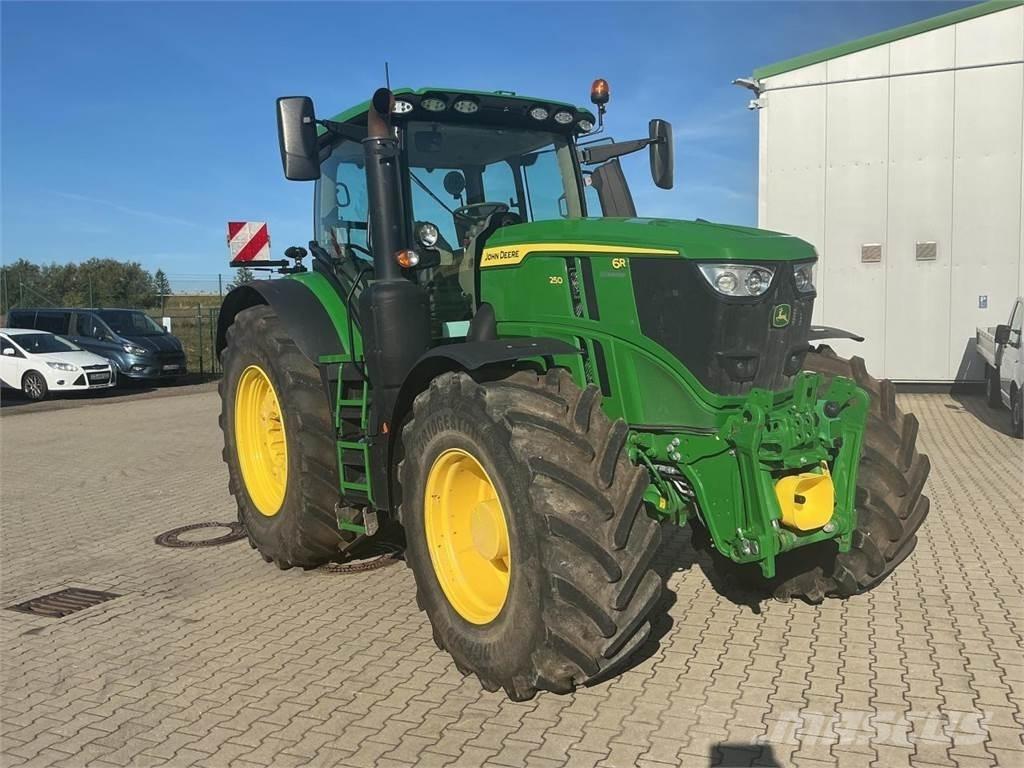 John Deere 6R 250 Traktoriai