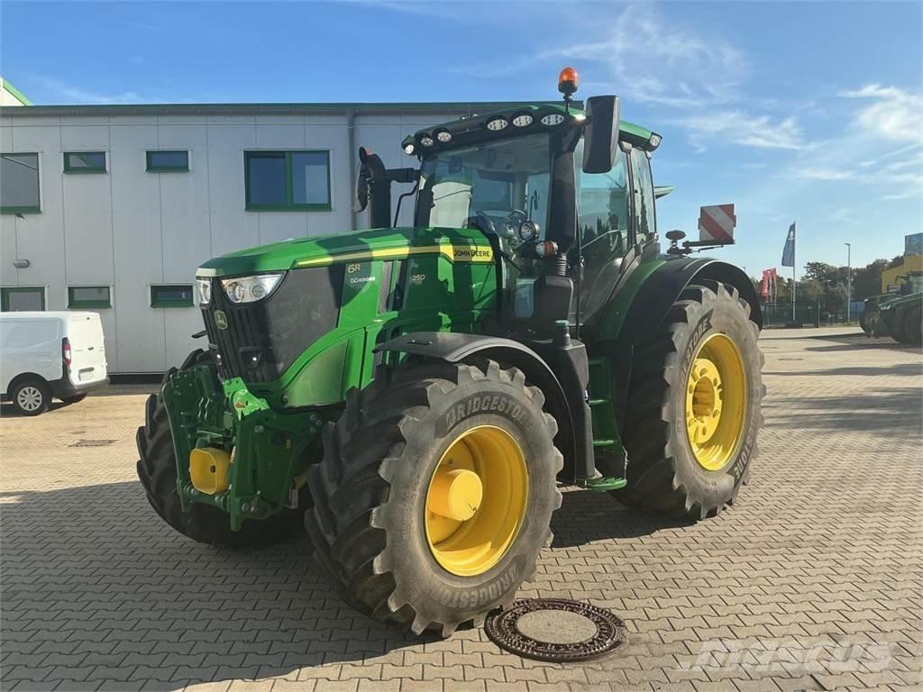 John Deere 6R 250 Traktoriai