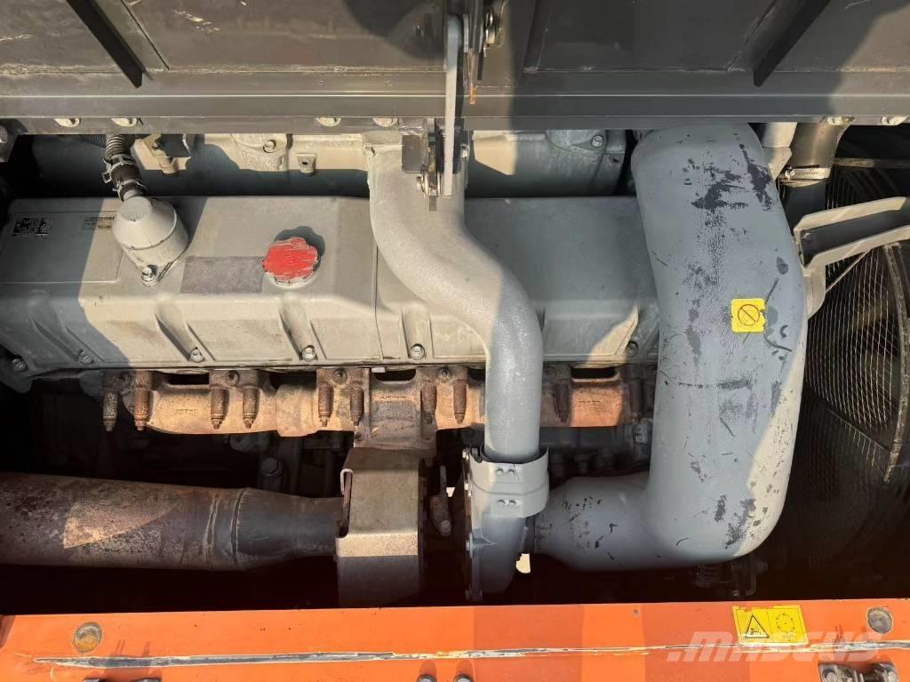 Hitachi ZX 470 Vikšriniai ekskavatoriai