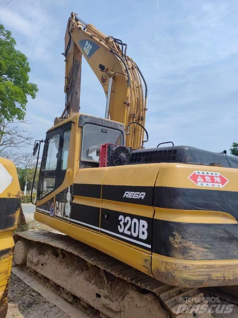 CAT 320 B Vikšriniai ekskavatoriai