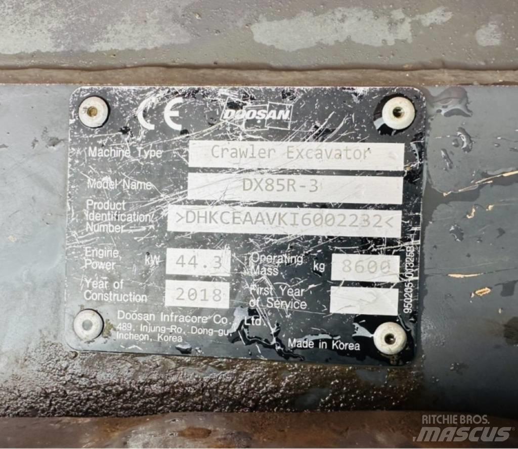 Doosan DX 85 R-3 Vidutinės galios ekskavatoriai 7-12 t