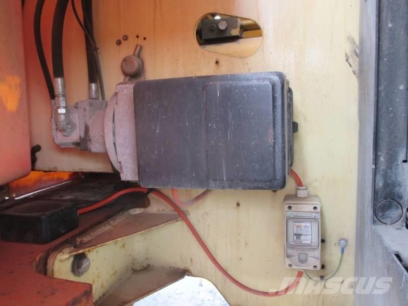 JLG 460 SJ Teleskopiniai keltuvai