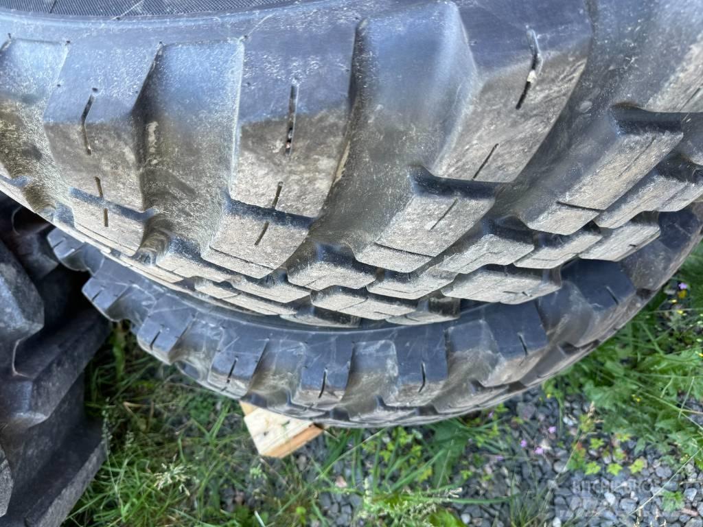 BKT 480/65 R28 IND Padangos, ratai ir ratlankiai