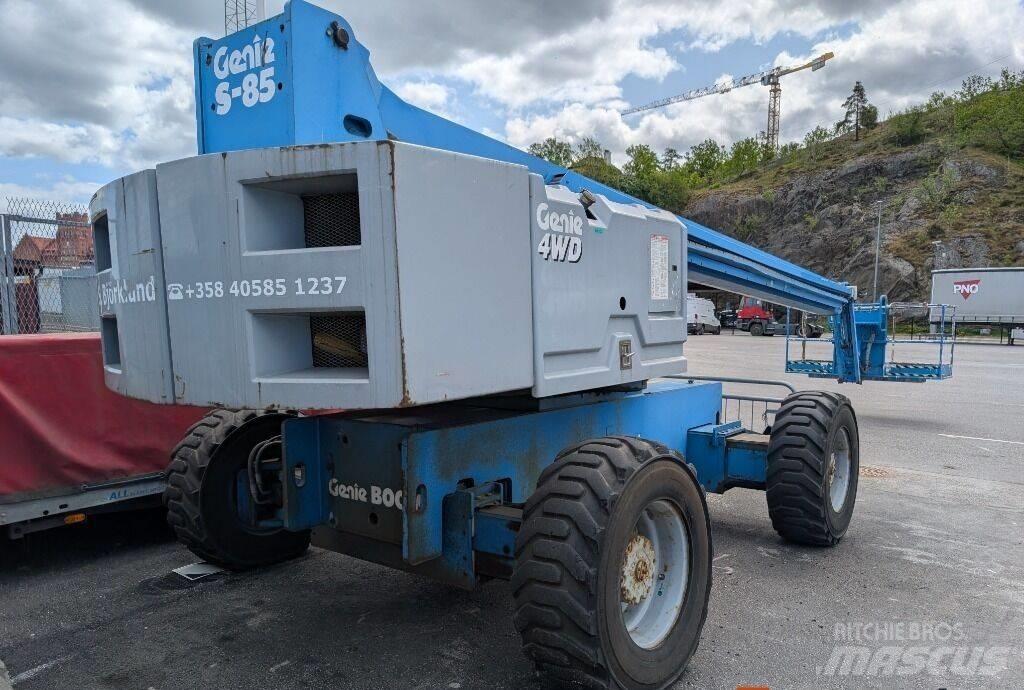 Genie S 85 4X4 Teleskopiniai keltuvai