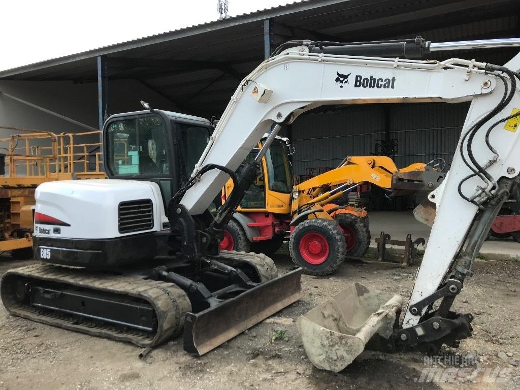 Bobcat E 80 EA Vidutinės galios ekskavatoriai 7-12 t