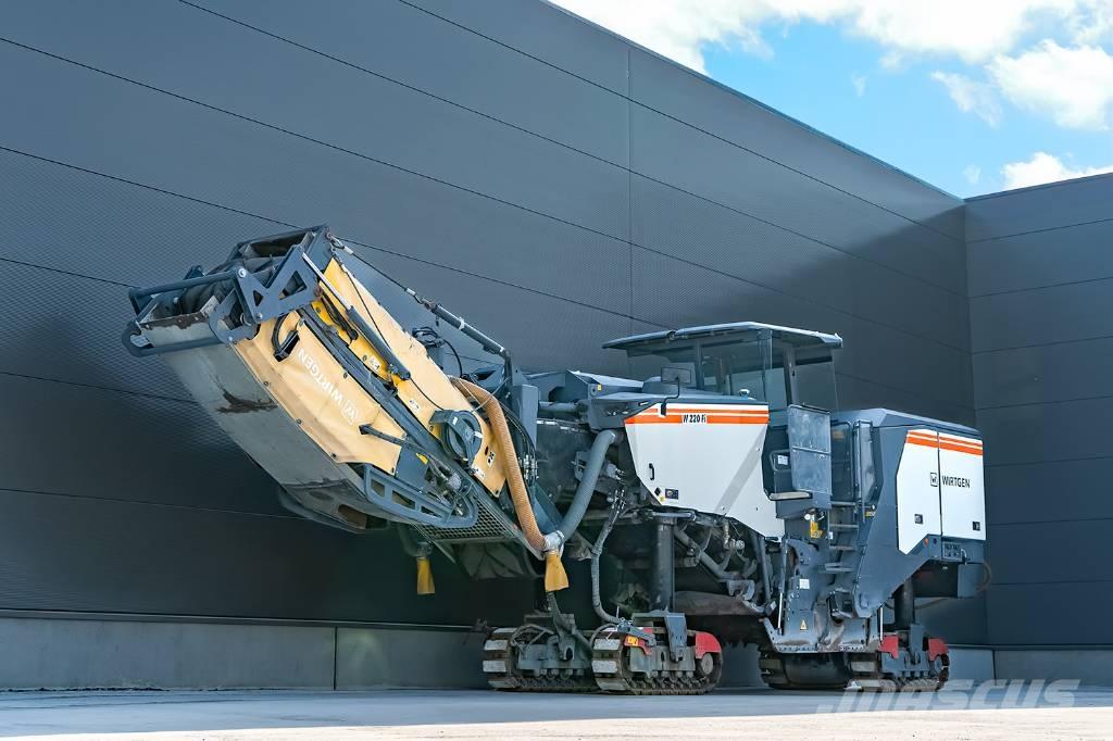 Wirtgen W 220 FI Asfalto šalto frezavimo technika