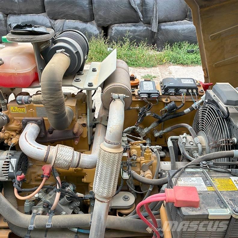 CAT CB 2.7 Porinių būgnų volai