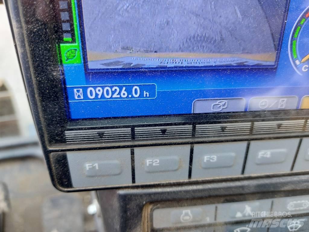 Komatsu PC138USLC-11 Vikšriniai ekskavatoriai