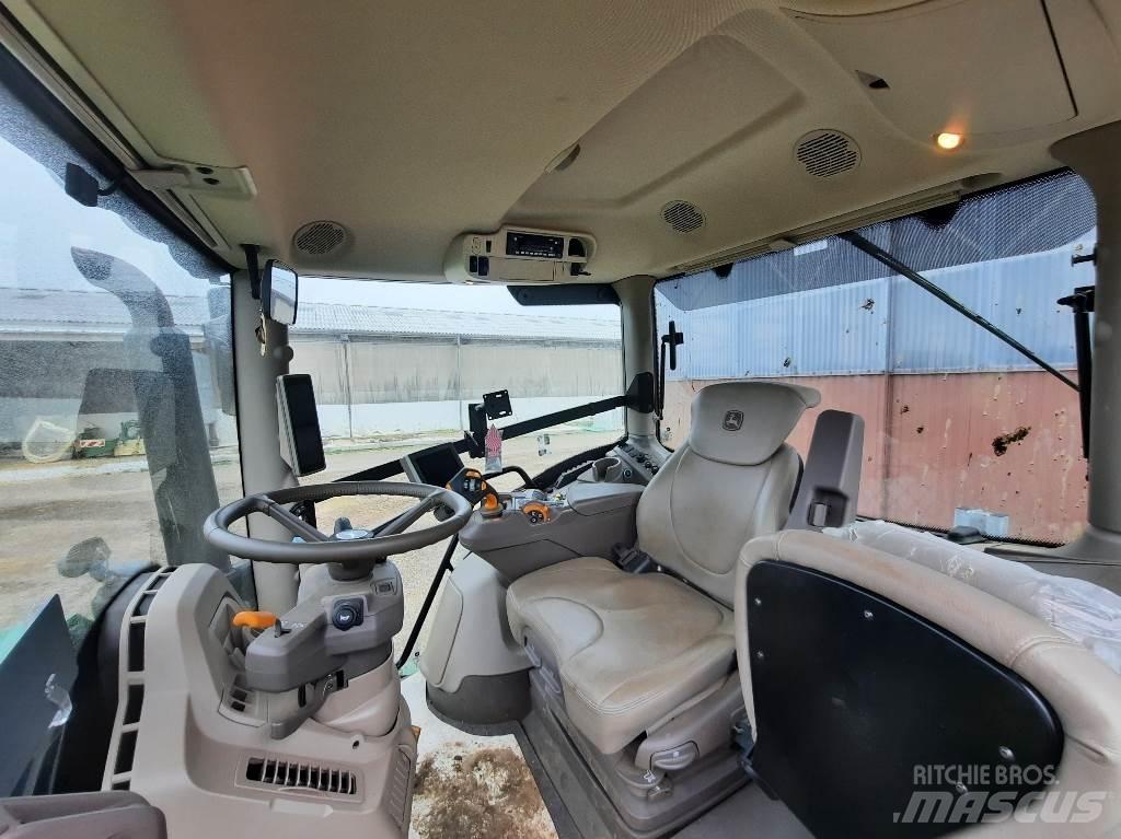 John Deere 6R155 Traktoriai
