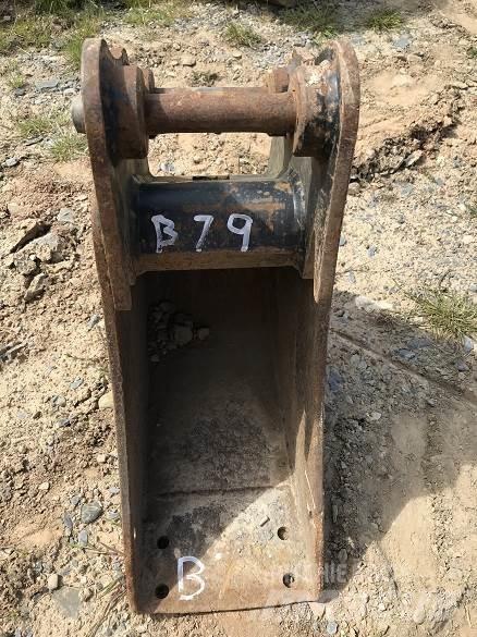  12 BUCKET, 30mm PINS Kaušai