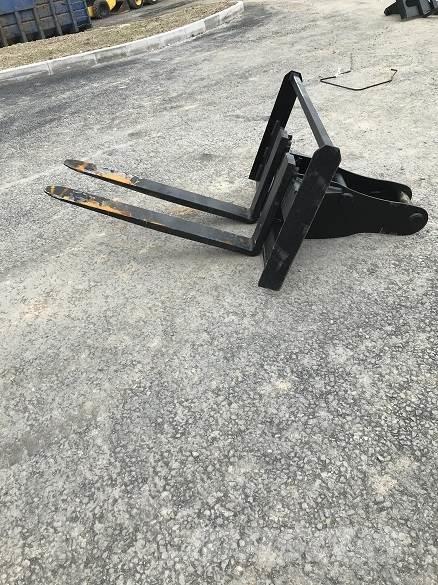  13T PALLET FORK Statyba - Kita