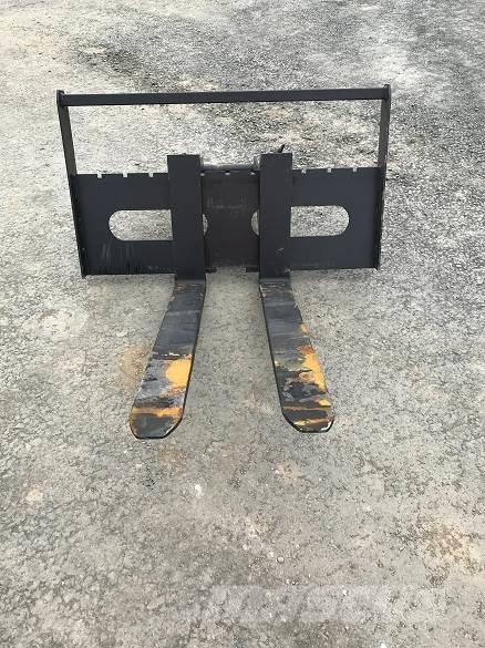  13T PALLET FORK Statyba - Kita