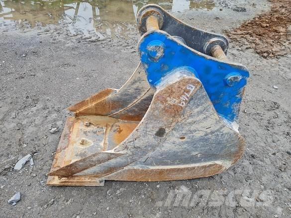  2' BUCKET, 60mm PINS Kaušai