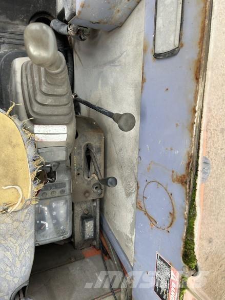 Hitachi EX30-2 Statyba - Kita