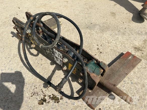 JCB HM100 Statyba - Kita