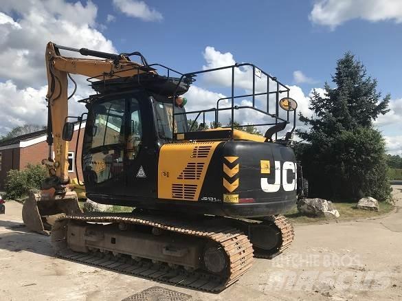 JCB JS131LC Vikšriniai ekskavatoriai