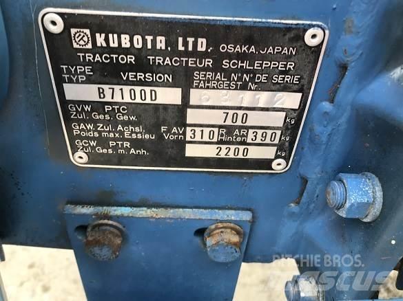 Kubota B7100D Ekskavatoriniai krautuvai