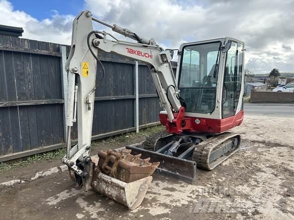 Takeuchi TB228 Statyba - Kita