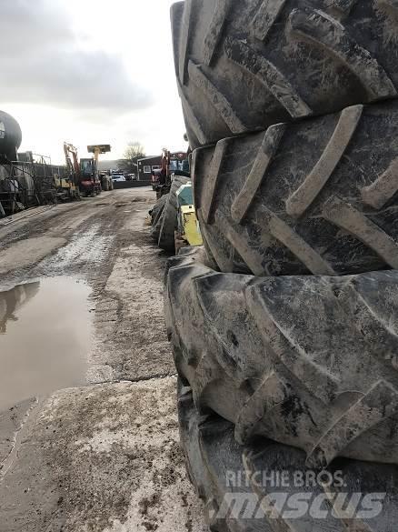  TYRES Padangos, ratai ir ratlankiai