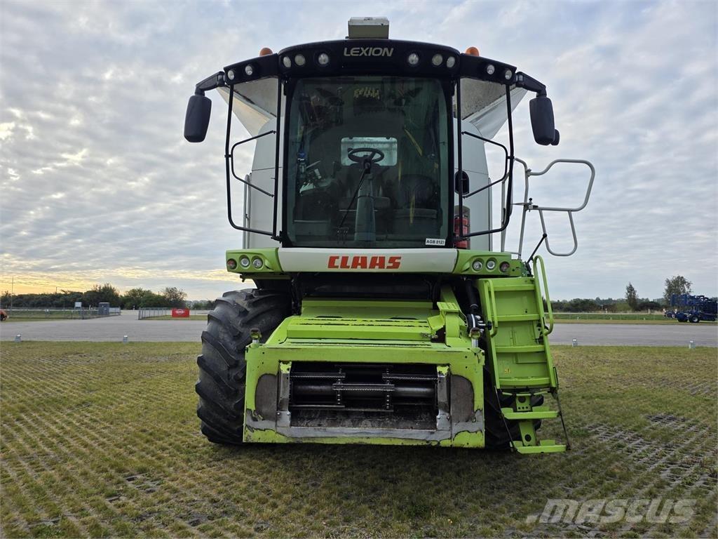 CLAAS Lexion 760 Derliaus nuėmimo kombainai