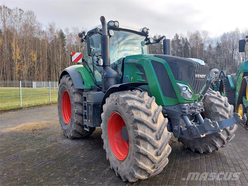 Fendt 824 Vario Traktoriai