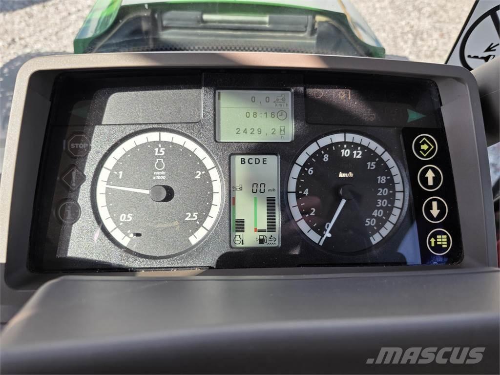 John Deere 6155M Traktoriai