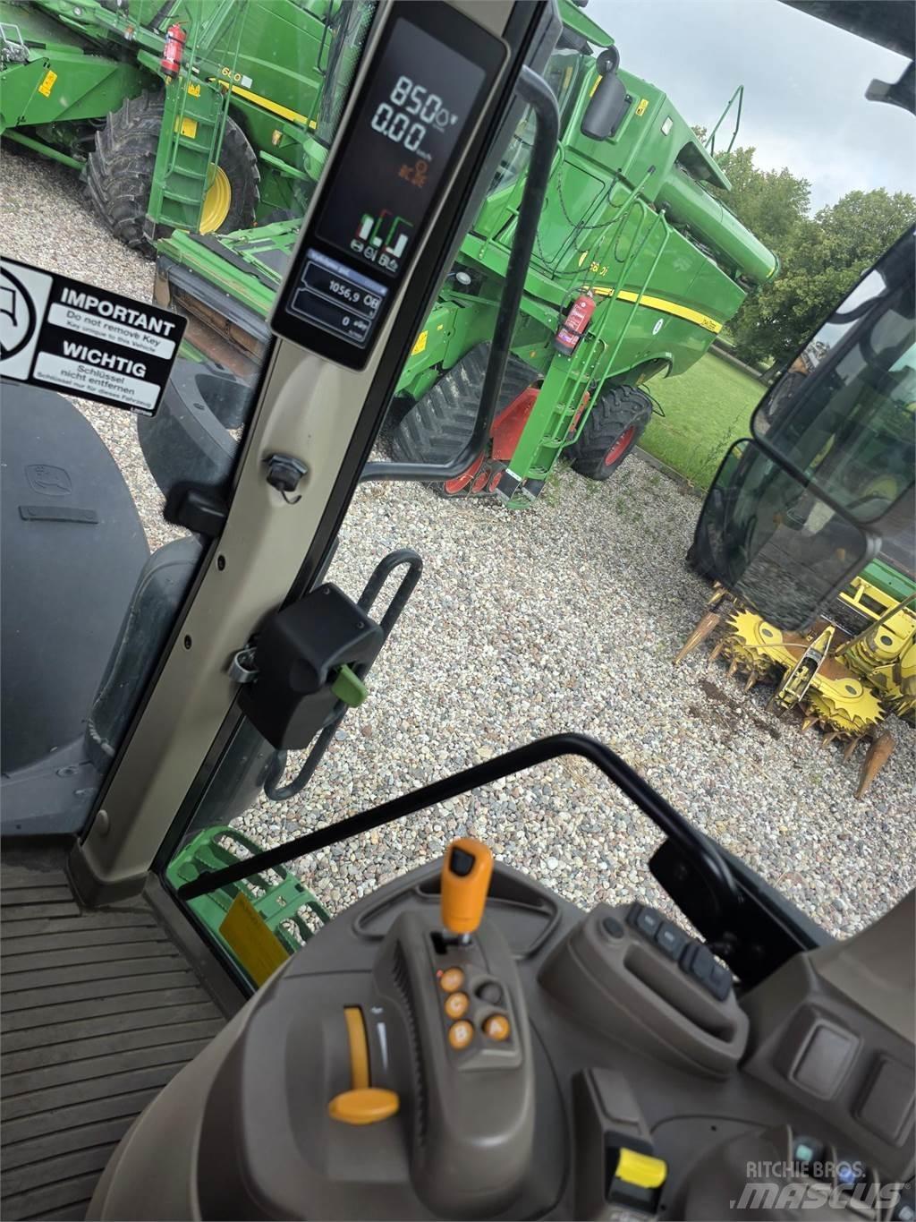 John Deere 6155M Traktoriai