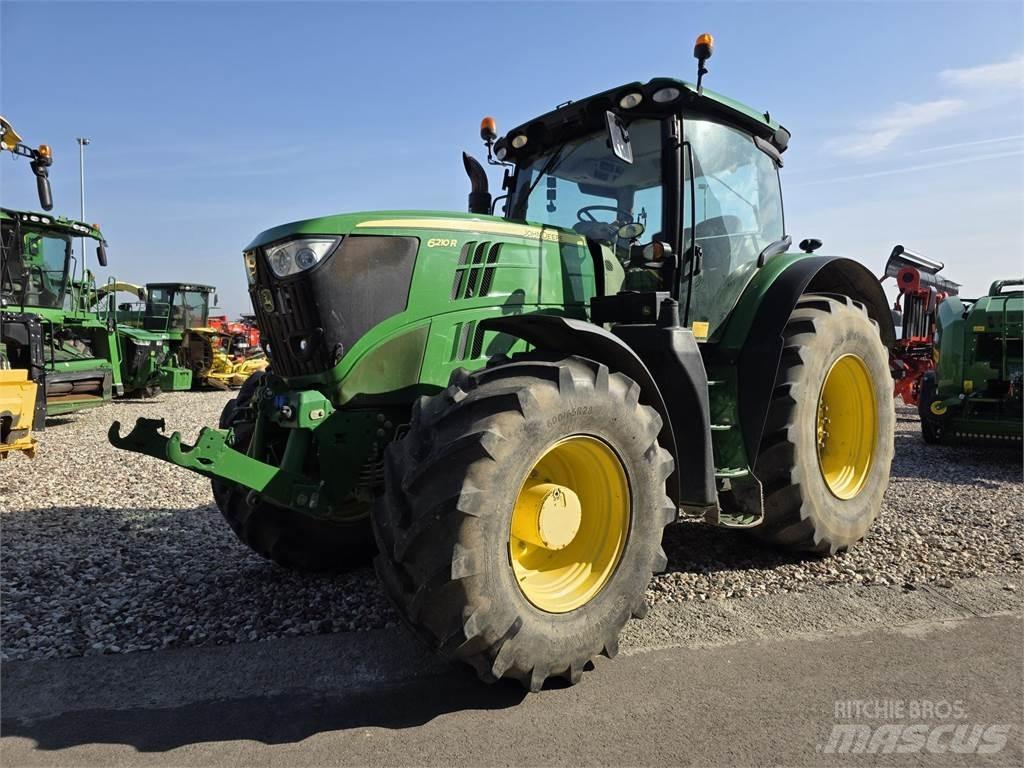John Deere 6210R Traktoriai