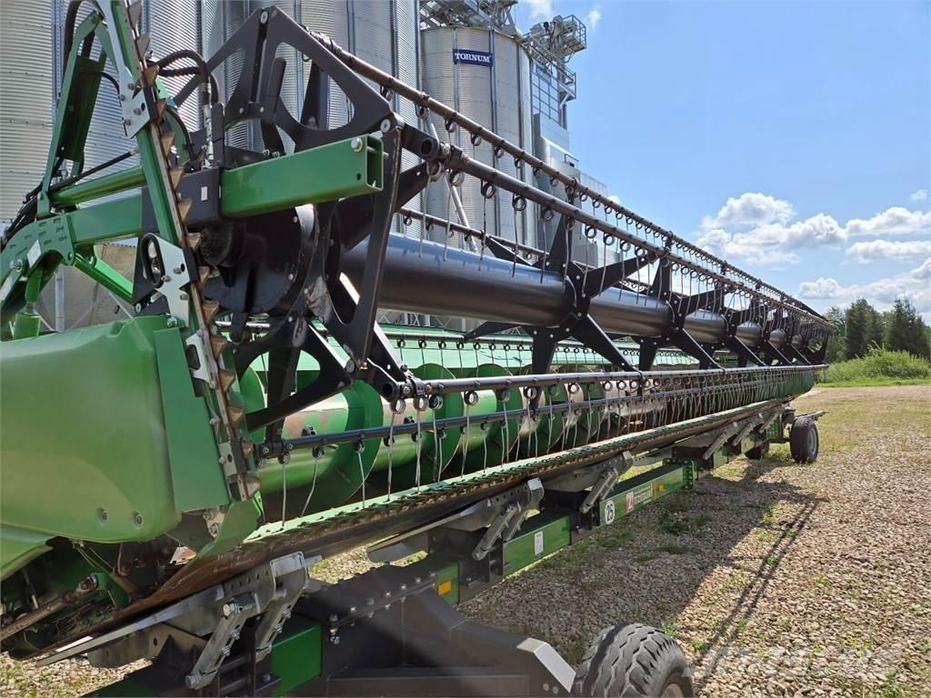 John Deere 630X Derliaus nuėmimo kombainų priedai